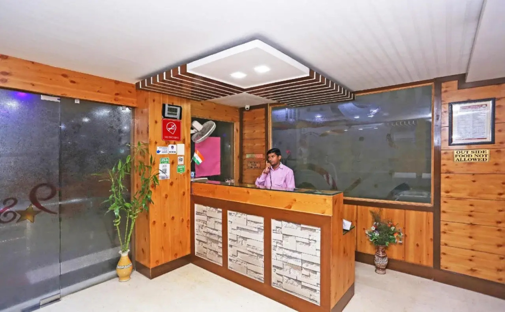MD 9 Star Hotel