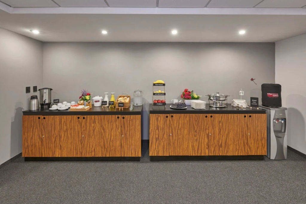 Sierra Suites By HP Hotels
