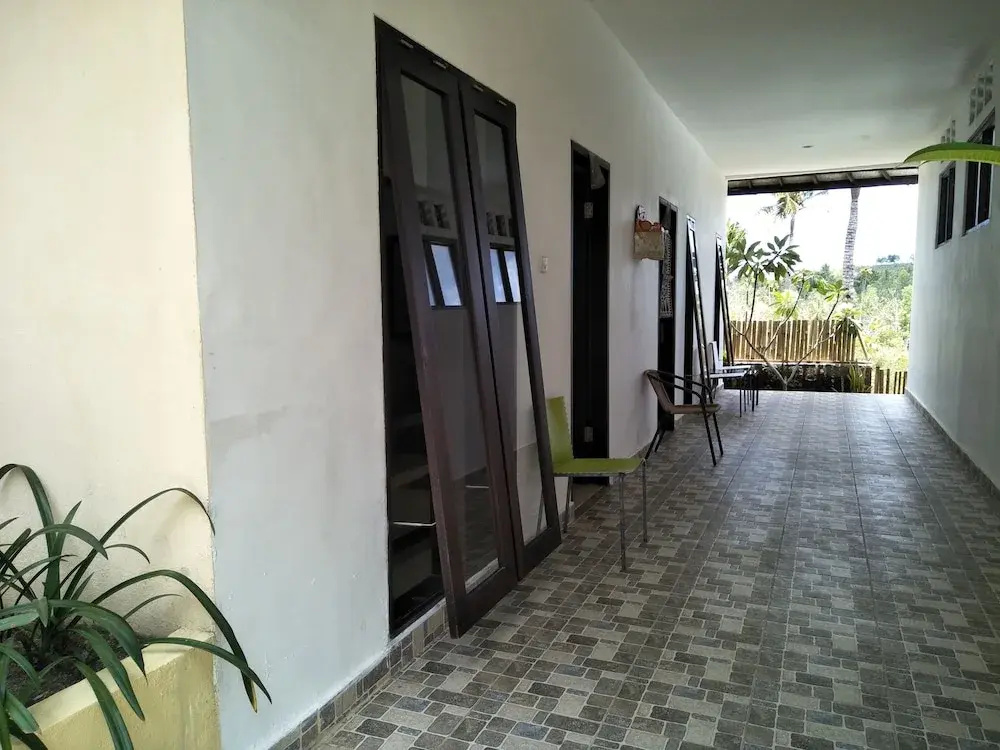Tombong Limo Home Stay