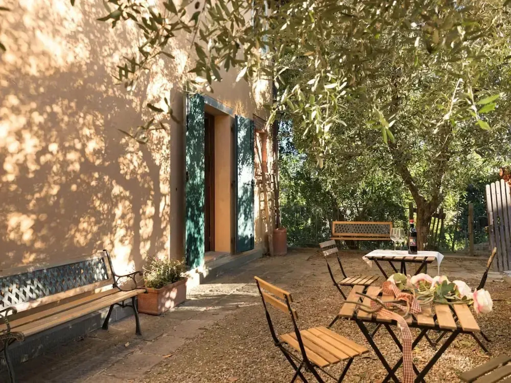 Farmhouse in Tuscany With Pool & Near Montecastello