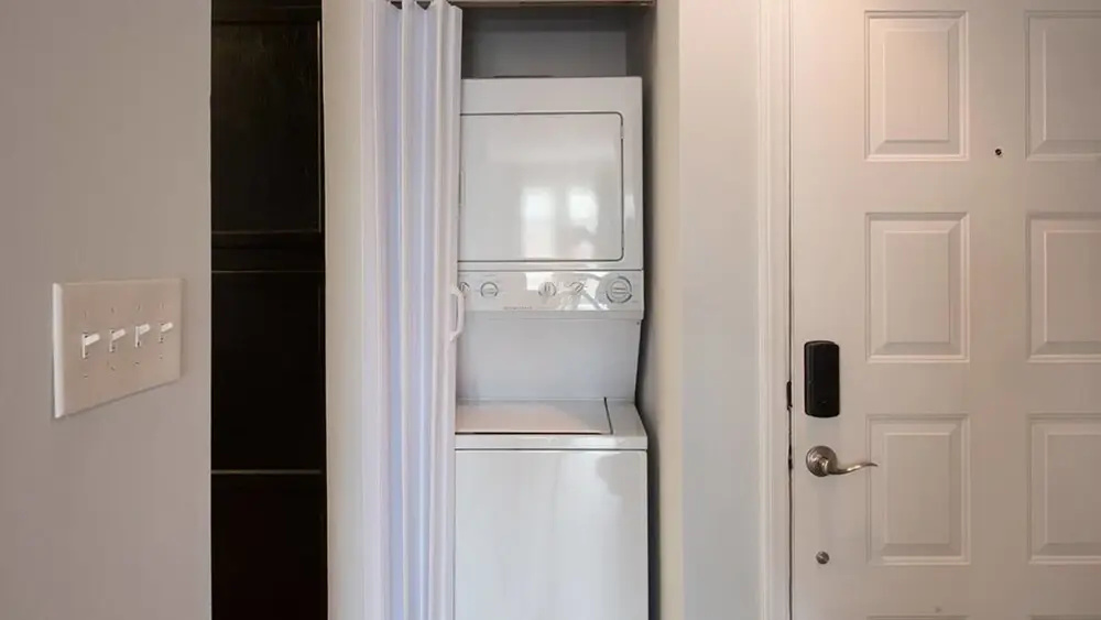2 Bedroom, South Cedar Street