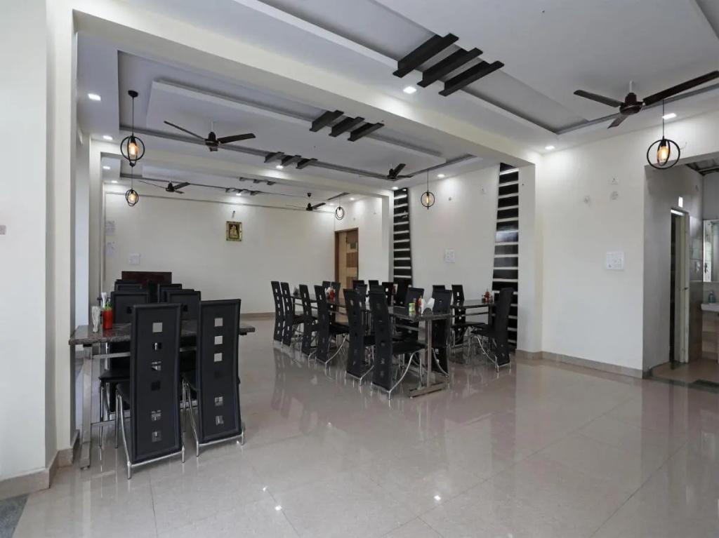 Hotel KSS Inn