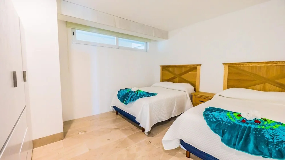 Oceana 232 Playa del Carmen Condo with Pool and Sundeck Area by RedAwning