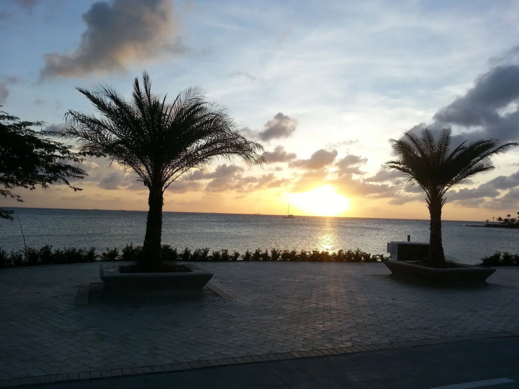 Le Chateau Ocean Villas