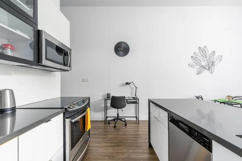 1 Bedroom Loft Free Parking Gym 1