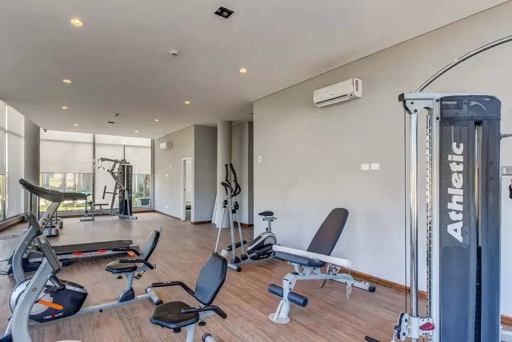 Moderno apartamento frente al mar y piscina - Azure Towers