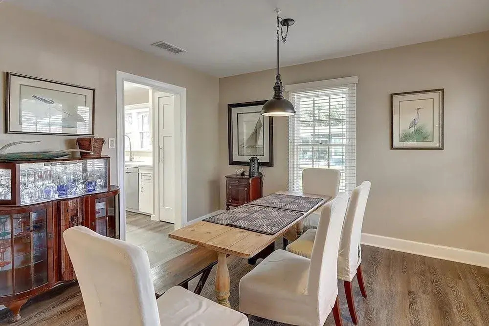 Rockport Blue Crab Bungalow Close to City Attractions by Redawning