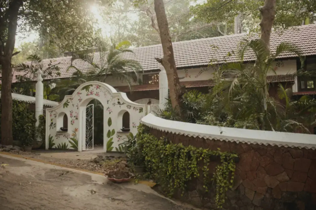 Brij Paraiso Saligao, Goa | An Indo-Portuguese Villa