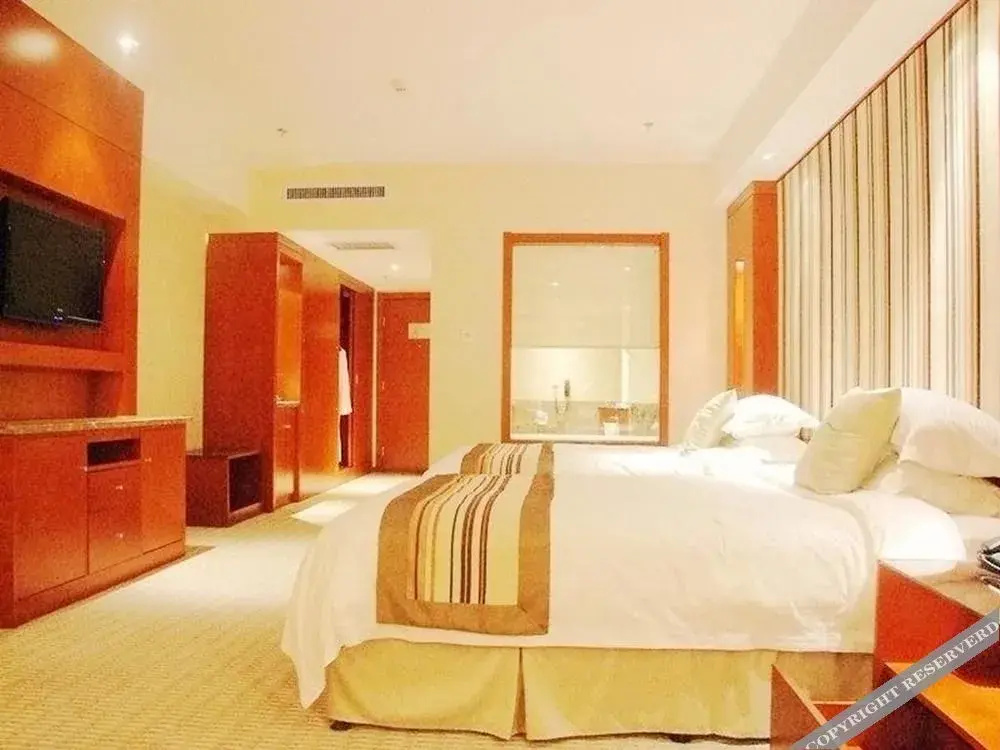 Iris Orchard All Suites Hotel (Tangshan Convention Center)