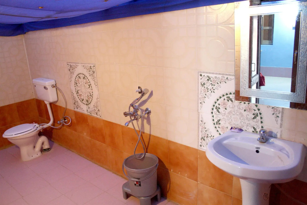 K K Resorts & Camp