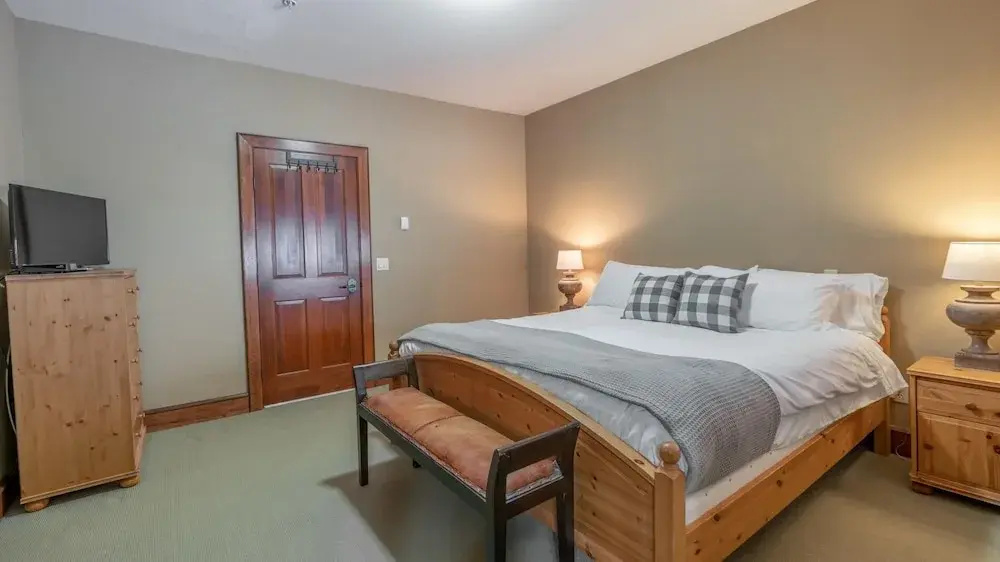Mountain Time-spacious, Private Hot Tub,great View