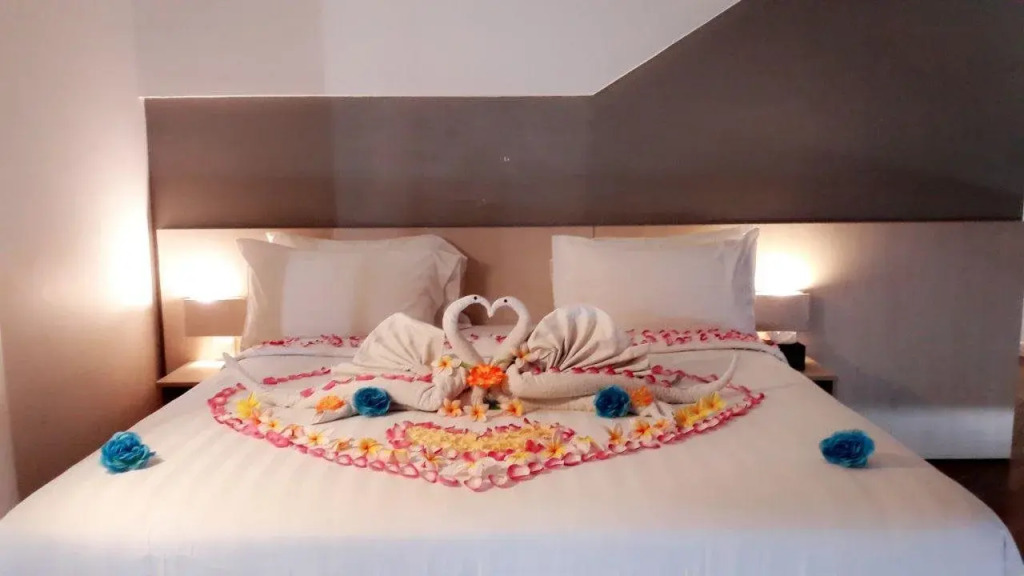 Ozone Hotel Pantai Indah Kapuk