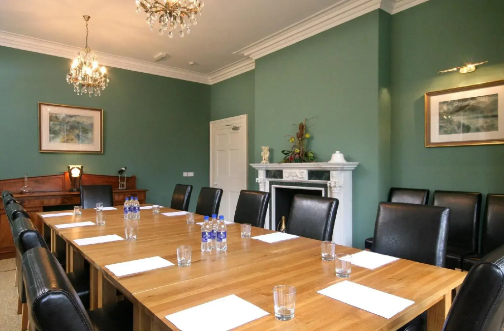 Ffarm Hall