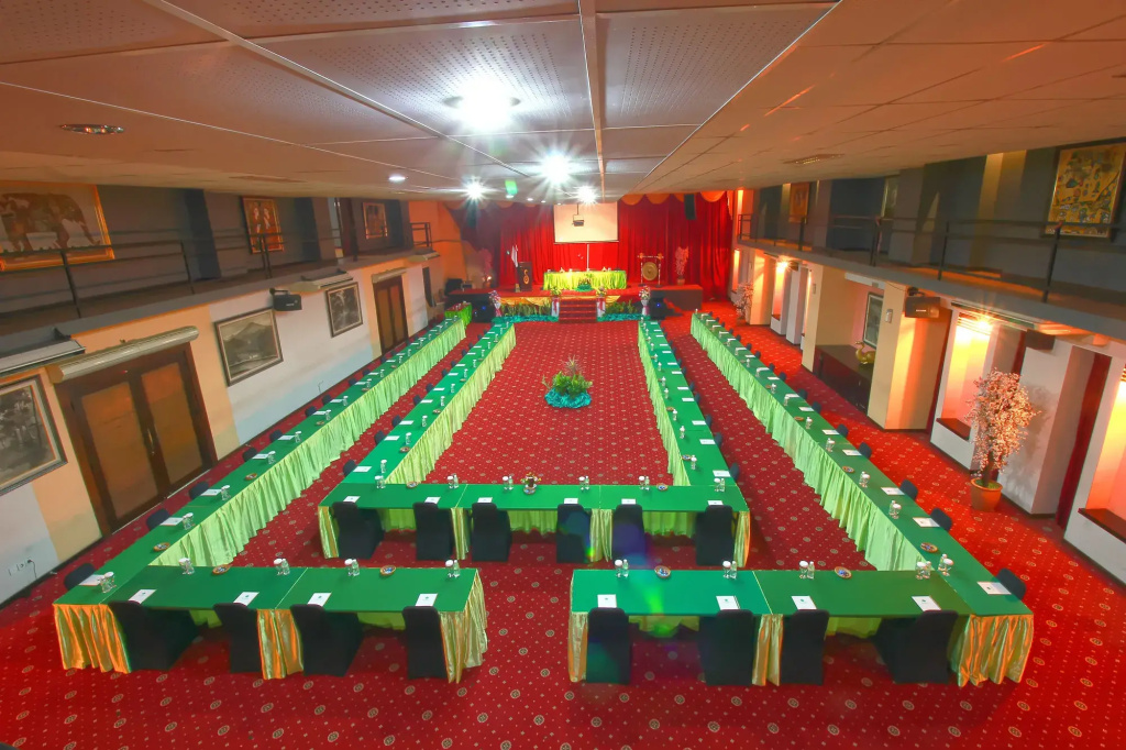 Grand Santhi Hotel