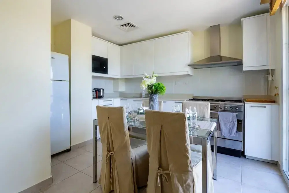 Radiant & Lush 2BR Villa In The Springs 11 - Sleeps 6!