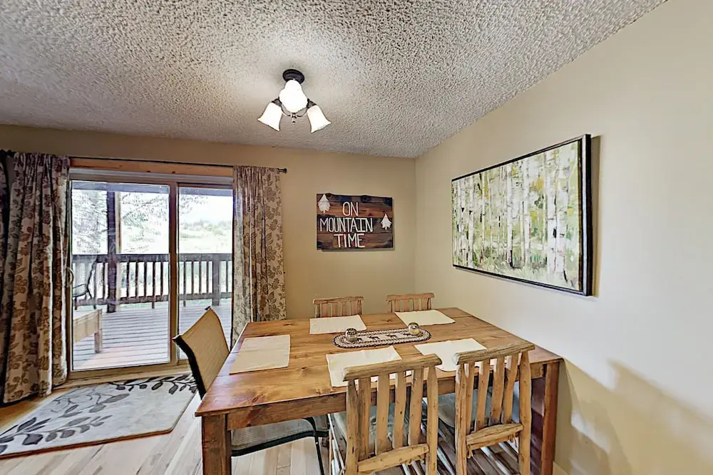 All-season : Hot Tubs, Sauna - Near Dining 2 Bedroom Condo