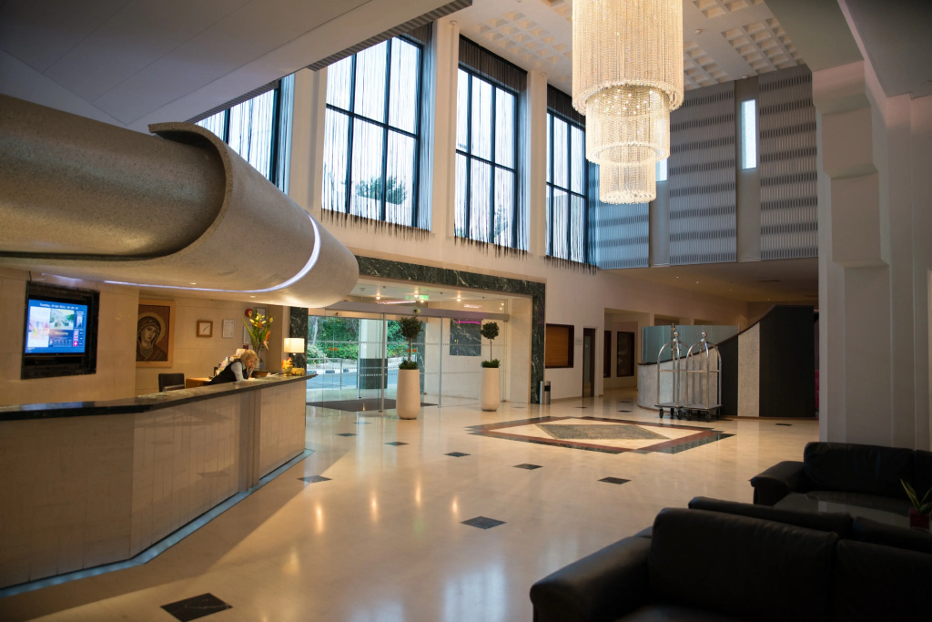 St George Beach Hotel & Spa Resort