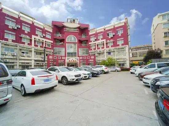 Pod Inn Hotel (Shanghai Jinshan Bailian City Beach)