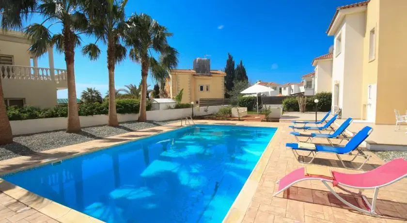 Villa Blue Palms