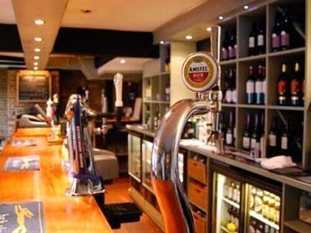 The Somerset Arms