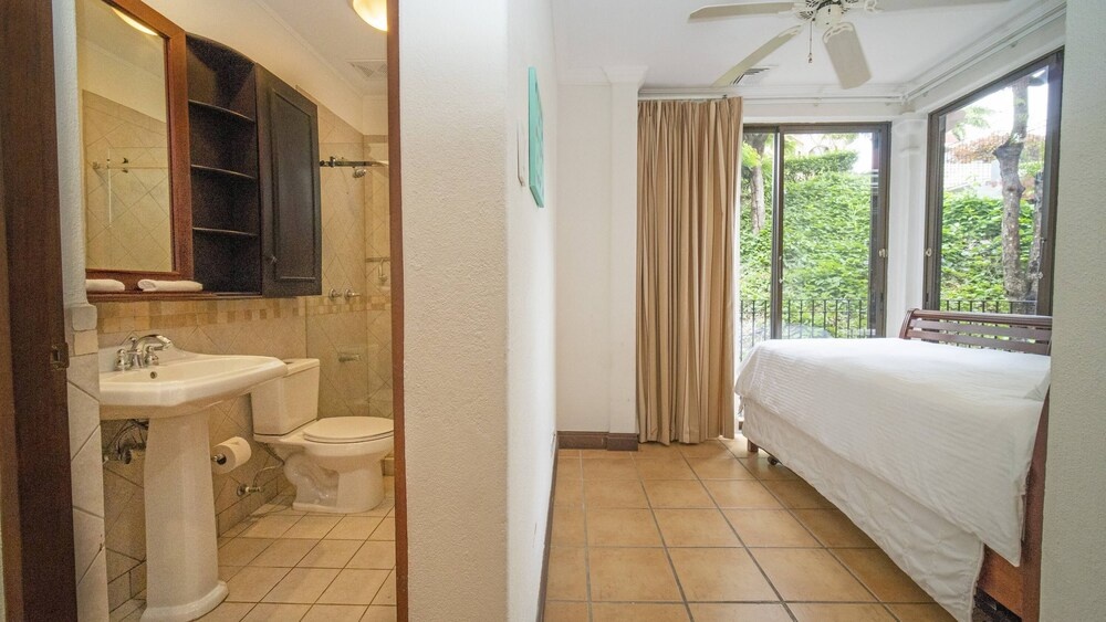 Luxury Condo with Golf and Garden View A25