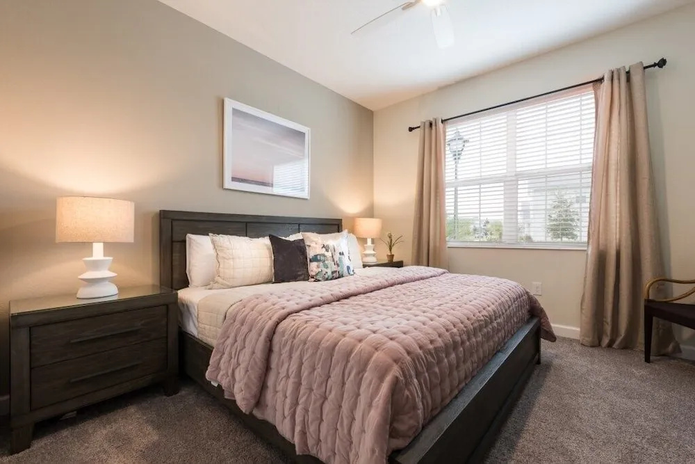 Vhc Slh6 4821 6 Bedroom Home