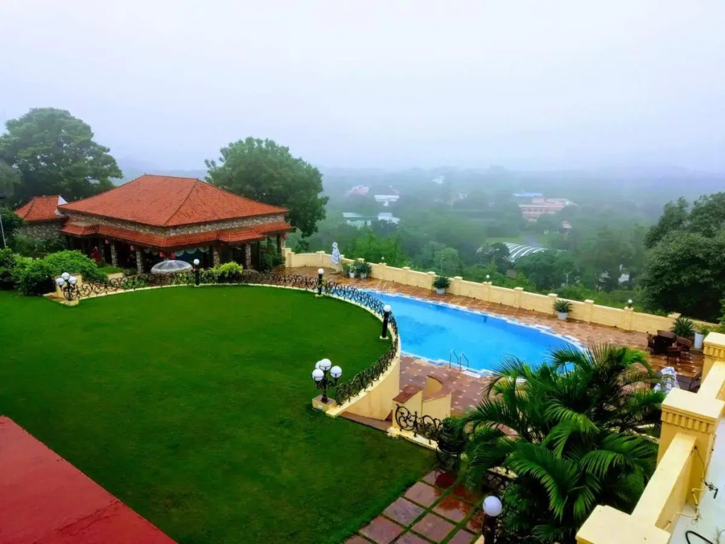 Noor-Us-Sabah Palace