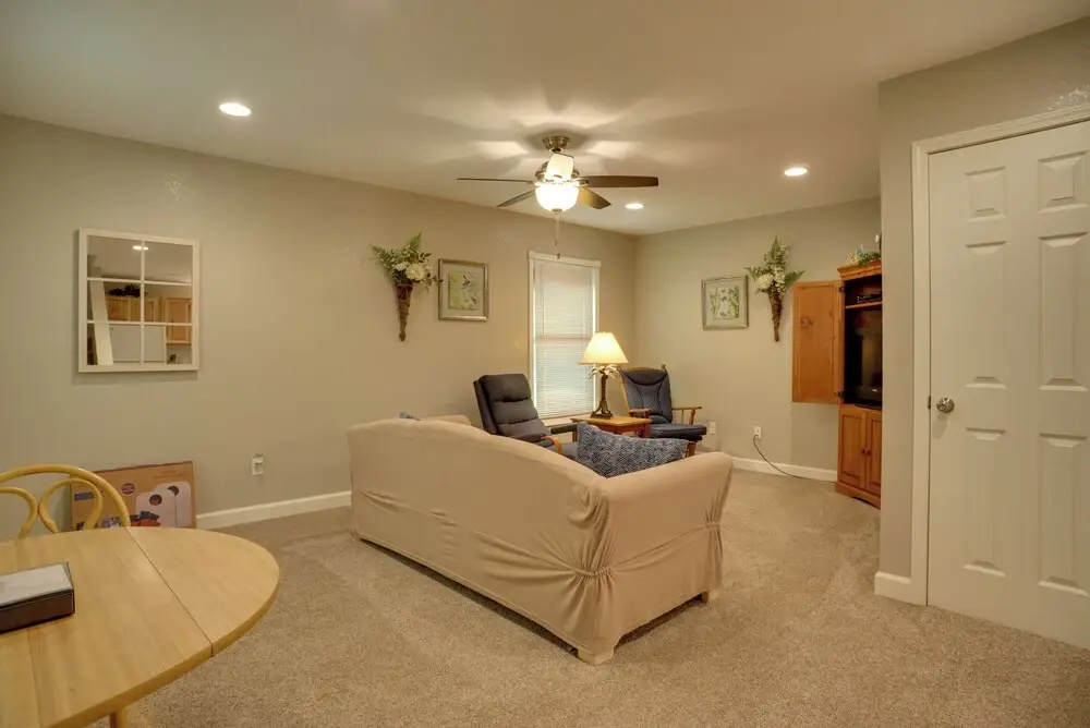 Wooded Gilbertsville Hideaway on Kentucky Lake!