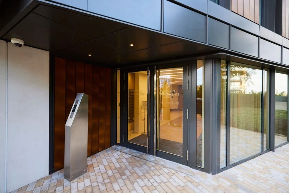 The River Thames Wonder - Tempting 2bdr Flat With Balcony