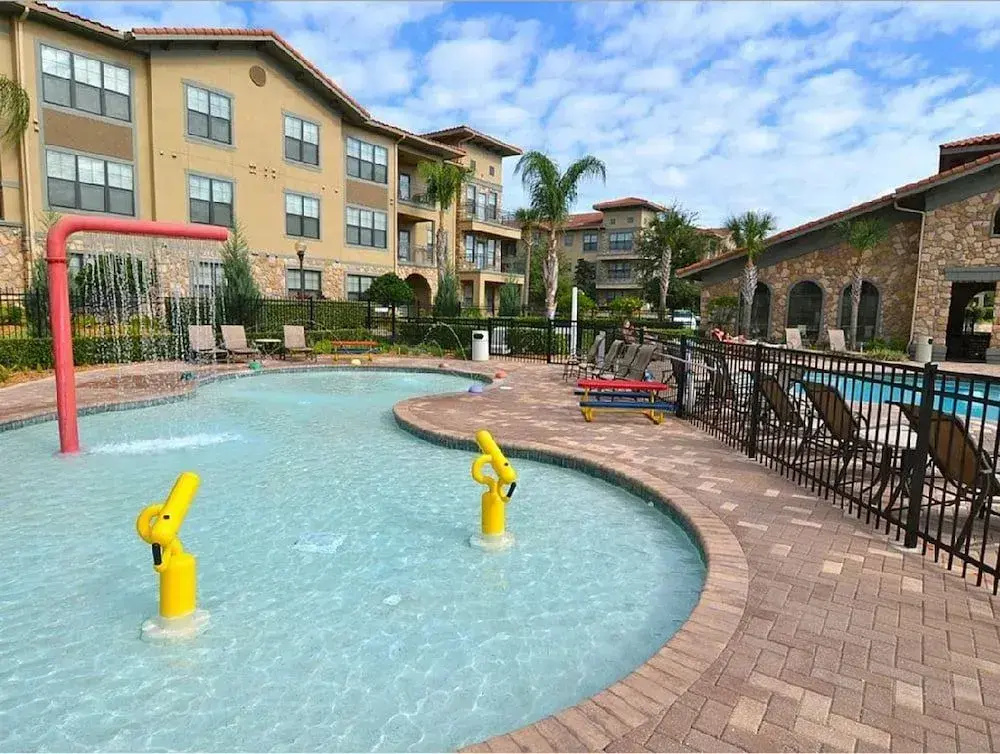 Bella Piazza 907 - 926