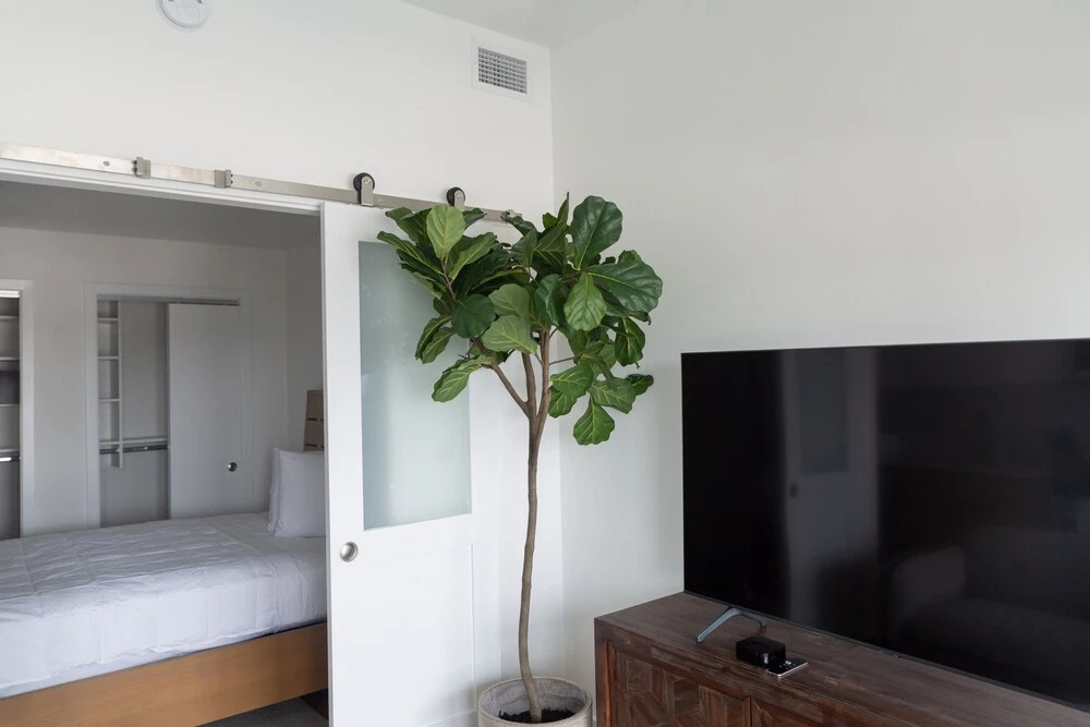WhyHotel by Placemakr, Union Market