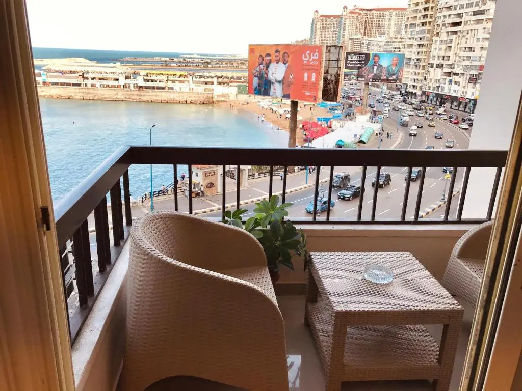 Gleem Luxury Apartments
