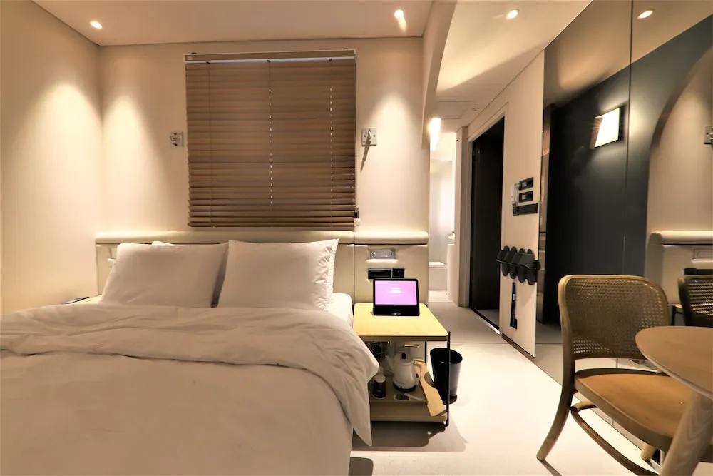 MU:TE Hotel