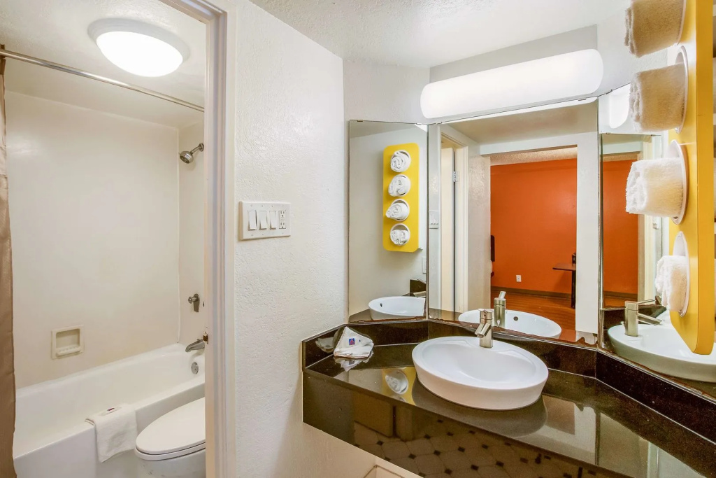 Motel 6-Euless, TX - DFW West