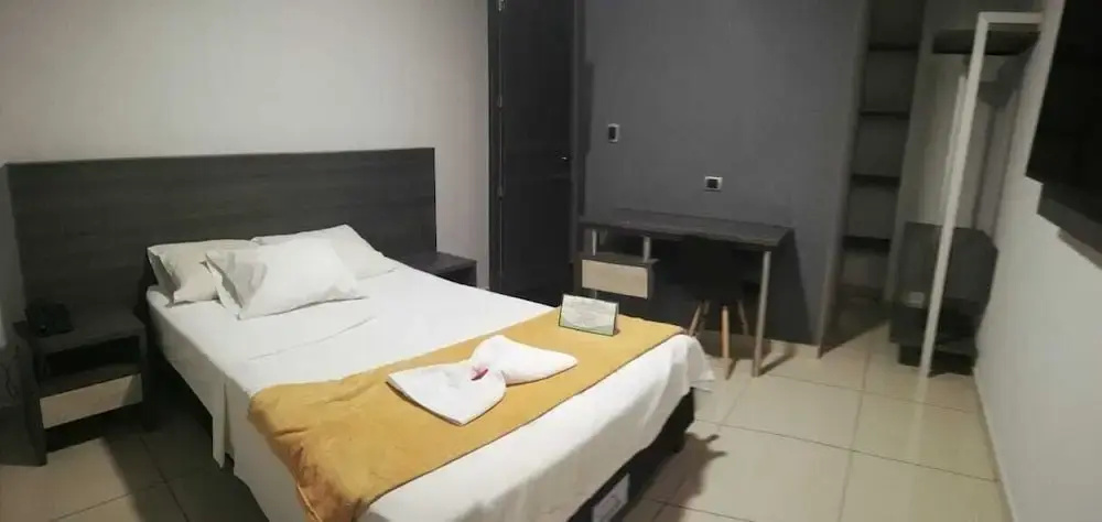 hotel escorial neiva