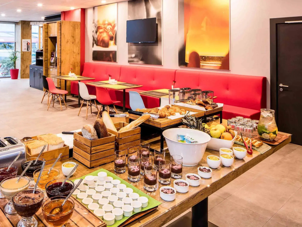 Ibis Istanbul West