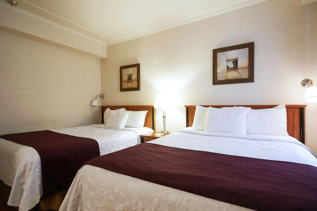 Hotel St-Denis