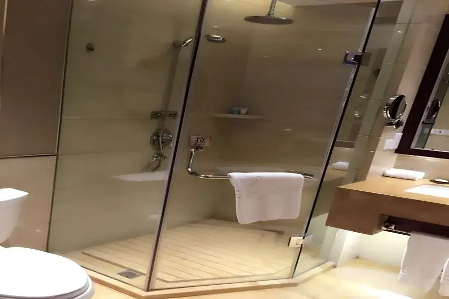 Zhongwei International Holiday Hotel