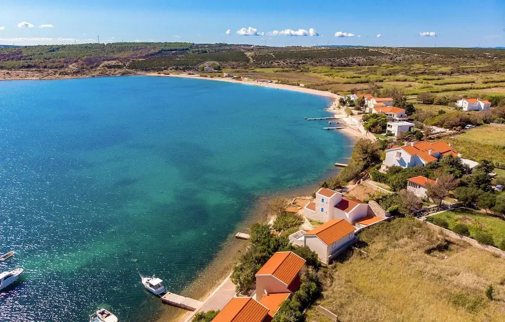 Amazing Home in Novalja With 5 Bedrooms and Wifi