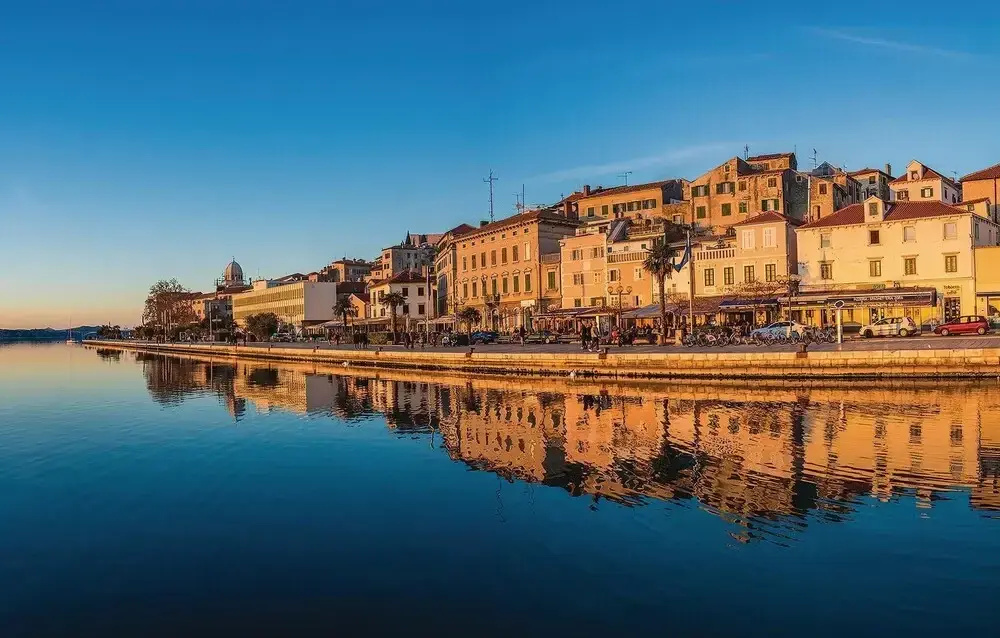 Stunning Home in Sibenik With Wifi and 4 Bedrooms