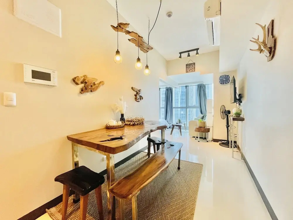 Uptown Parksuites 1