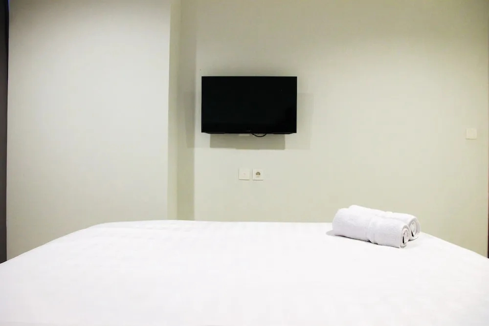 Minimalist New Furnish 2BR L'avenue Apartment near Tebet