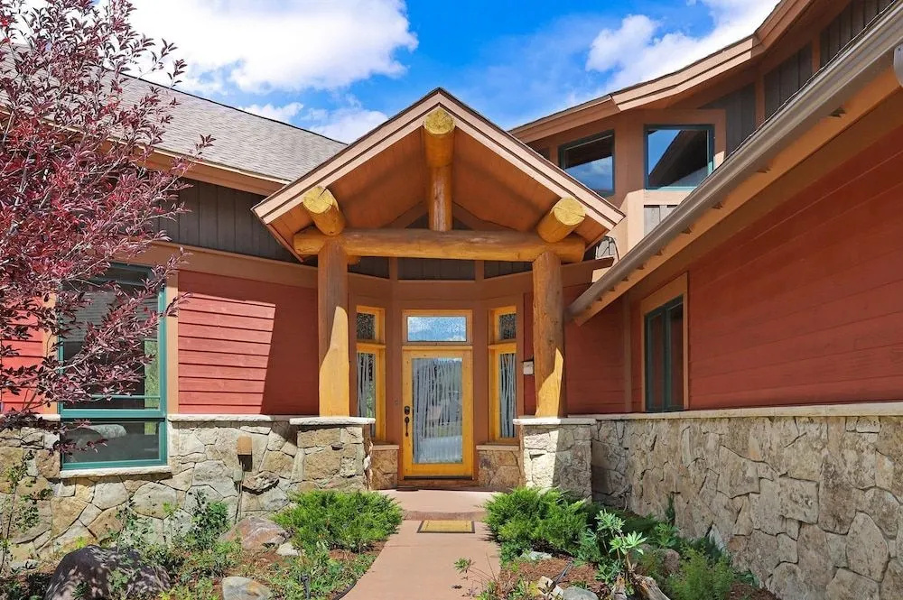 Buffalo Lodge by RedAwning