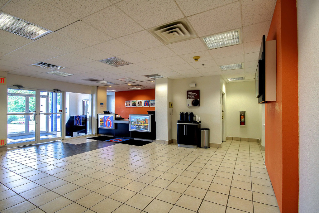 Motel 6 King Of Prussia PA