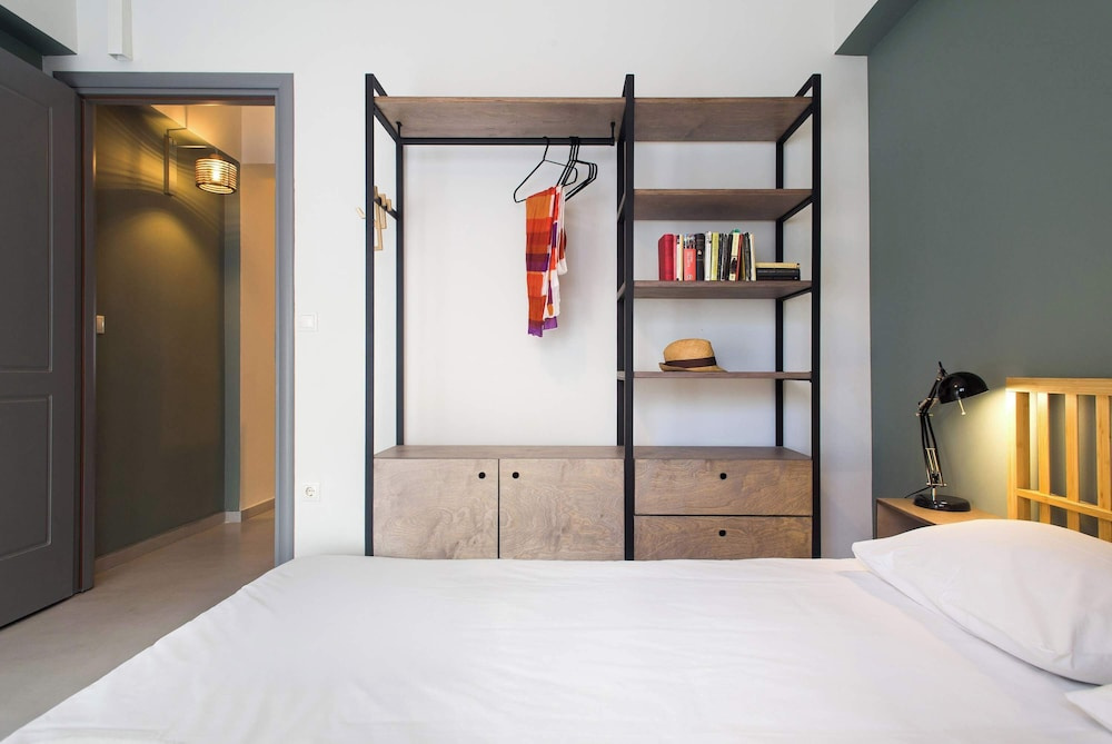 Soho Apartment by Olala Homes