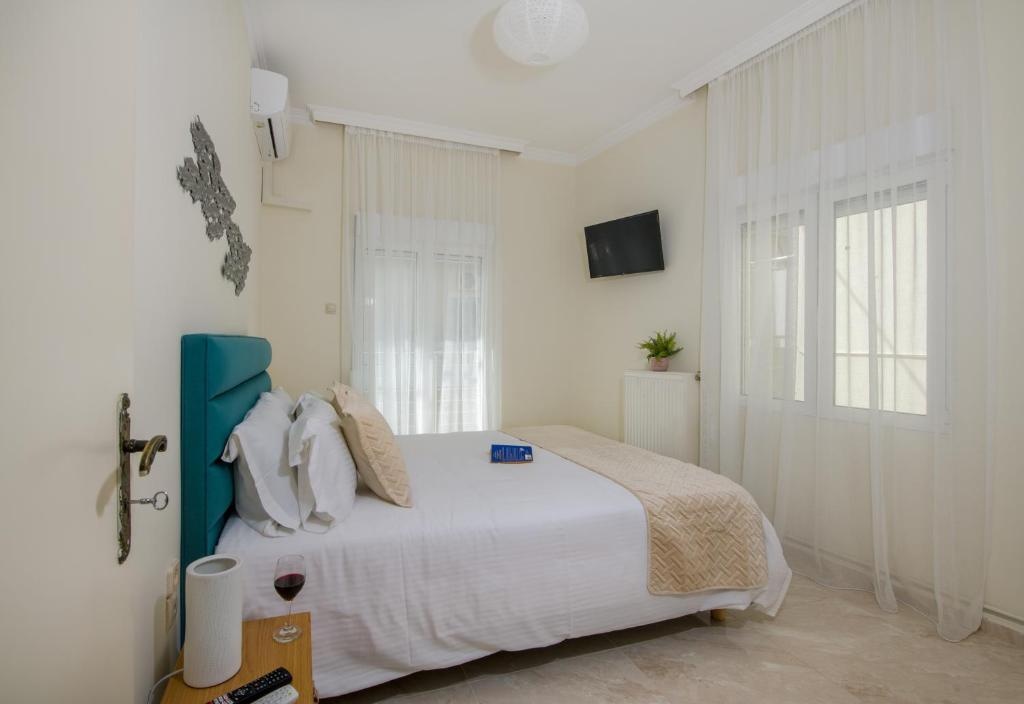 Center Manolia Dream 3 Bedroom Apartment 100m away from the beach
