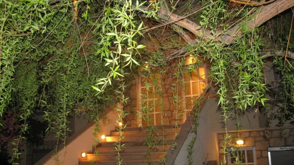 Villa Kokkinos