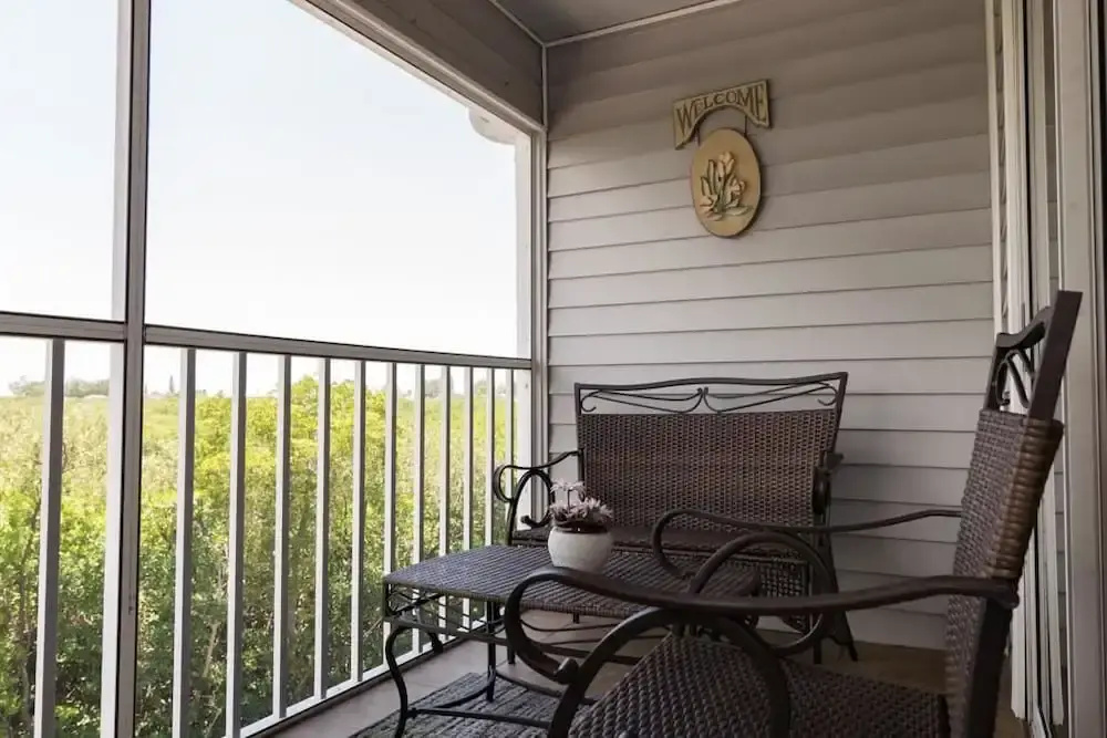 Cove at Sandy Pointe Unit 208a