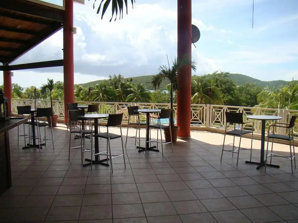 Sea Breeze Hotel
