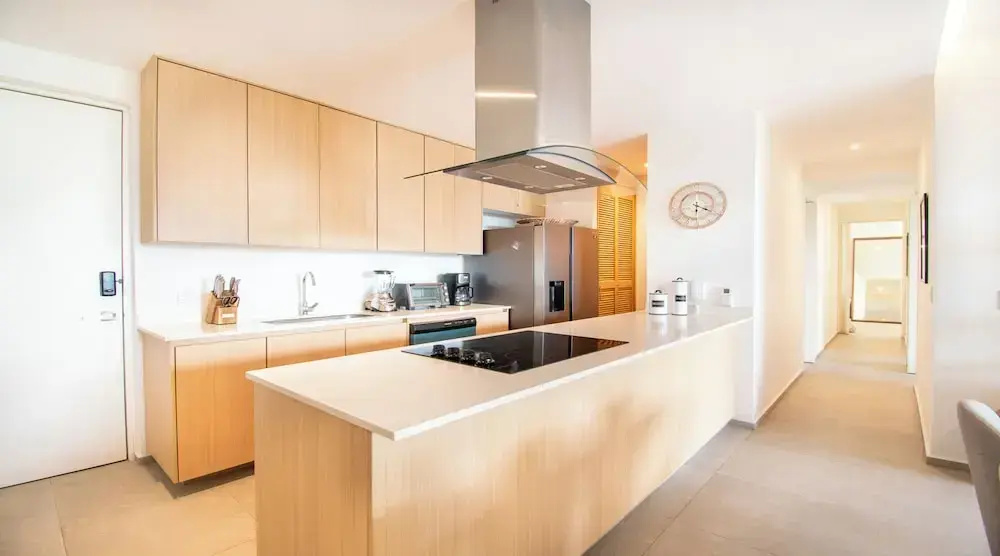 Condo Aria Ocean 206 by Kivoya